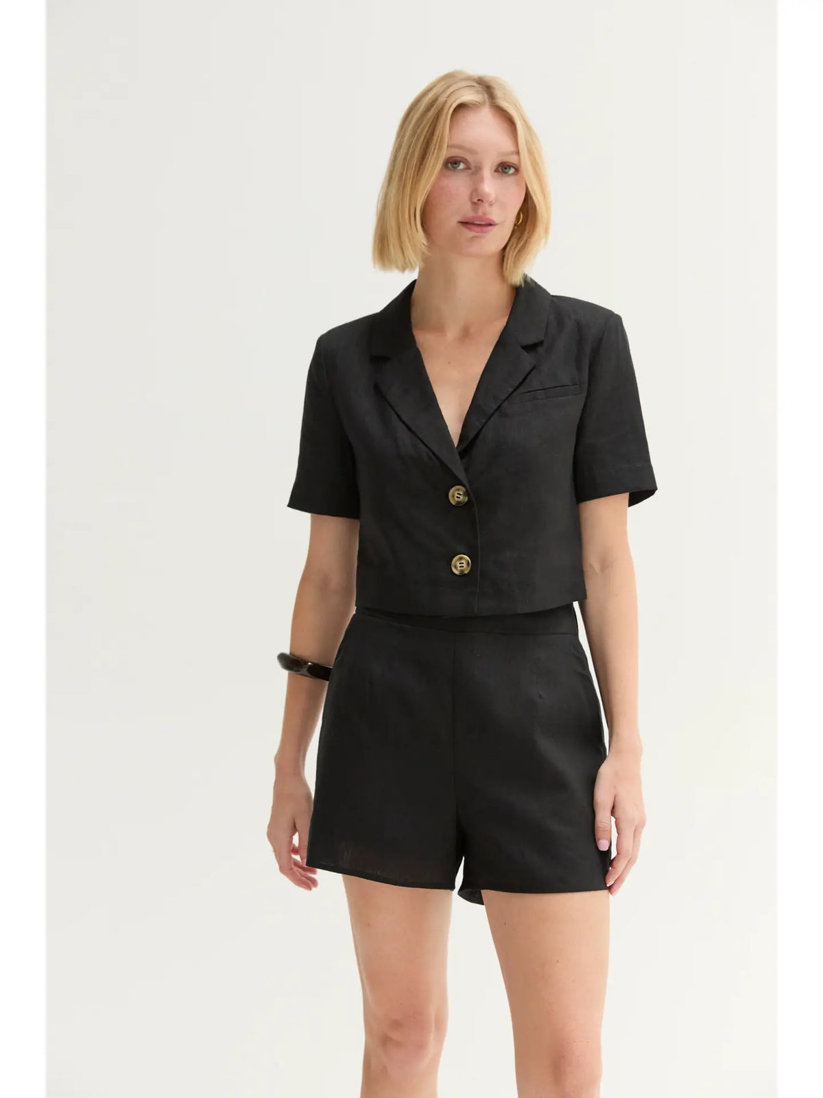 Isla Cropped Linen Blazer