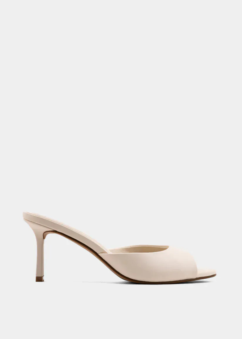 Elaine Heel Bone