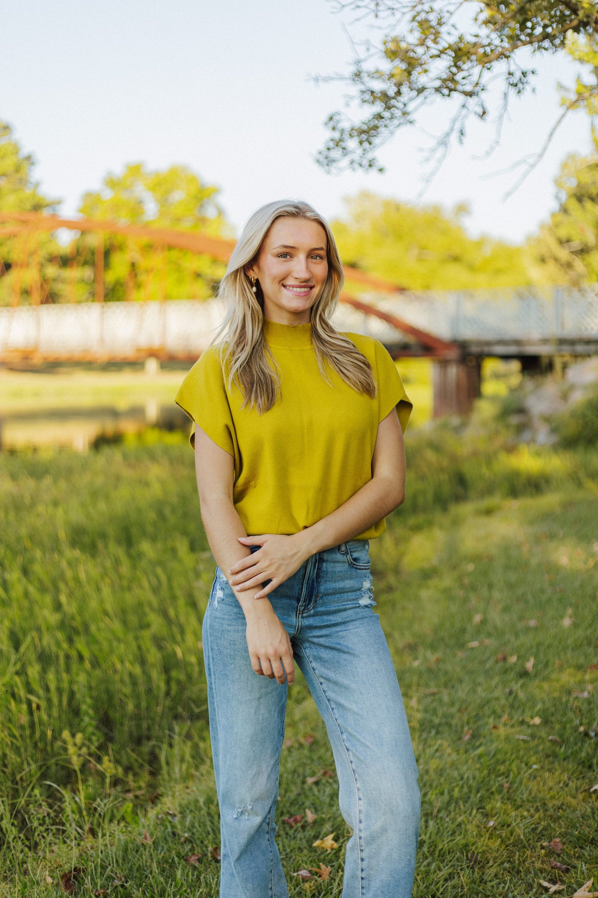 Mock Neck Shortsleeve Sweater