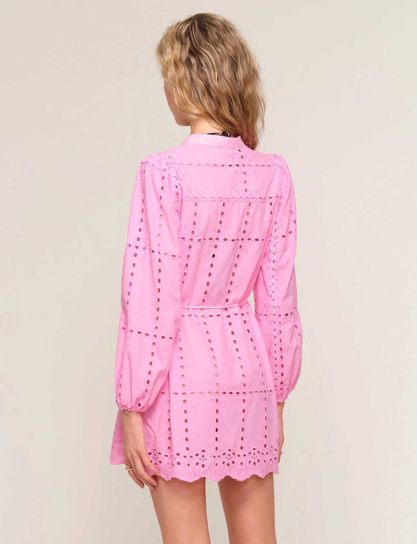 Neroni Cover Up