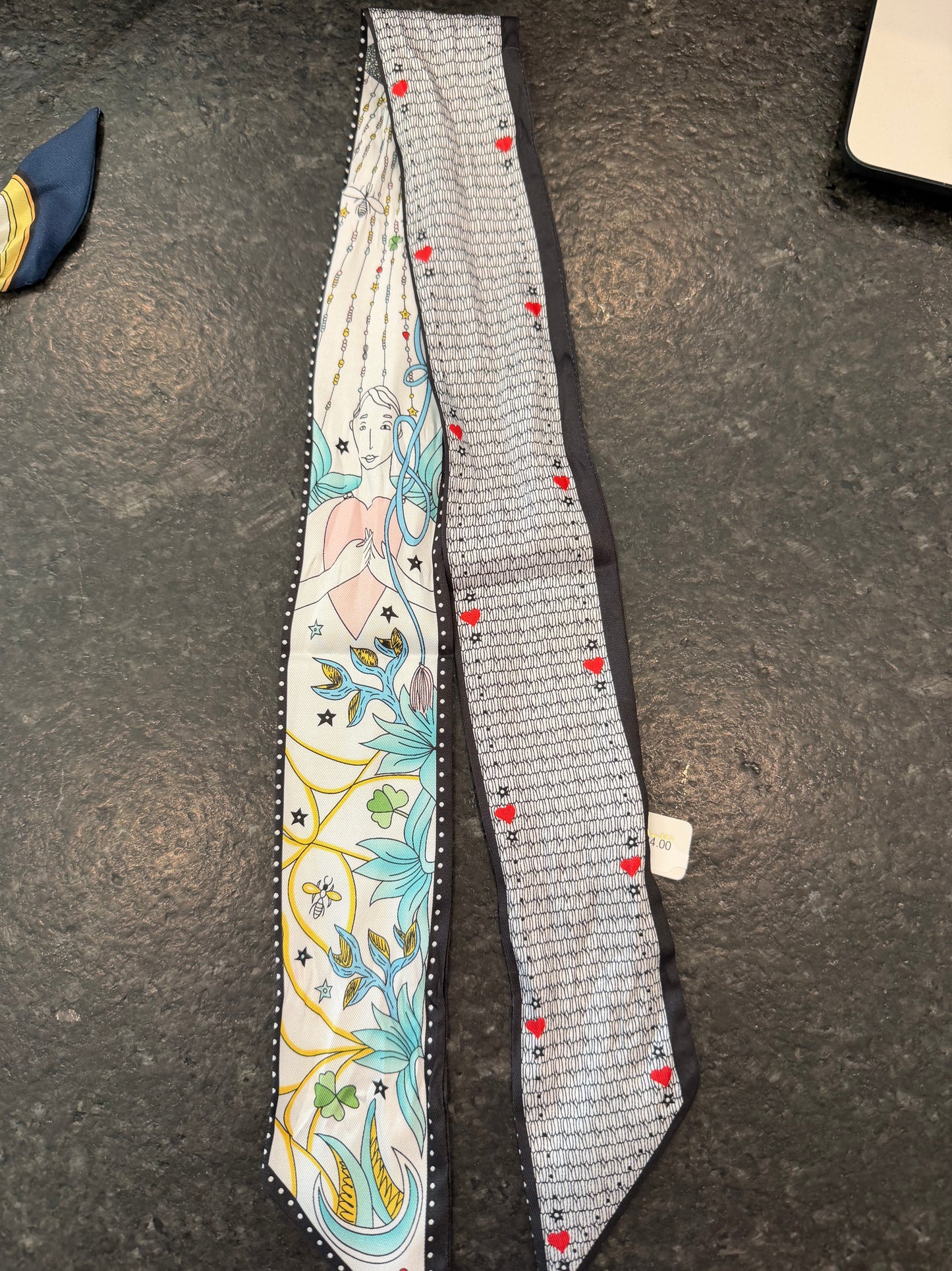 Gemelli Scarf
