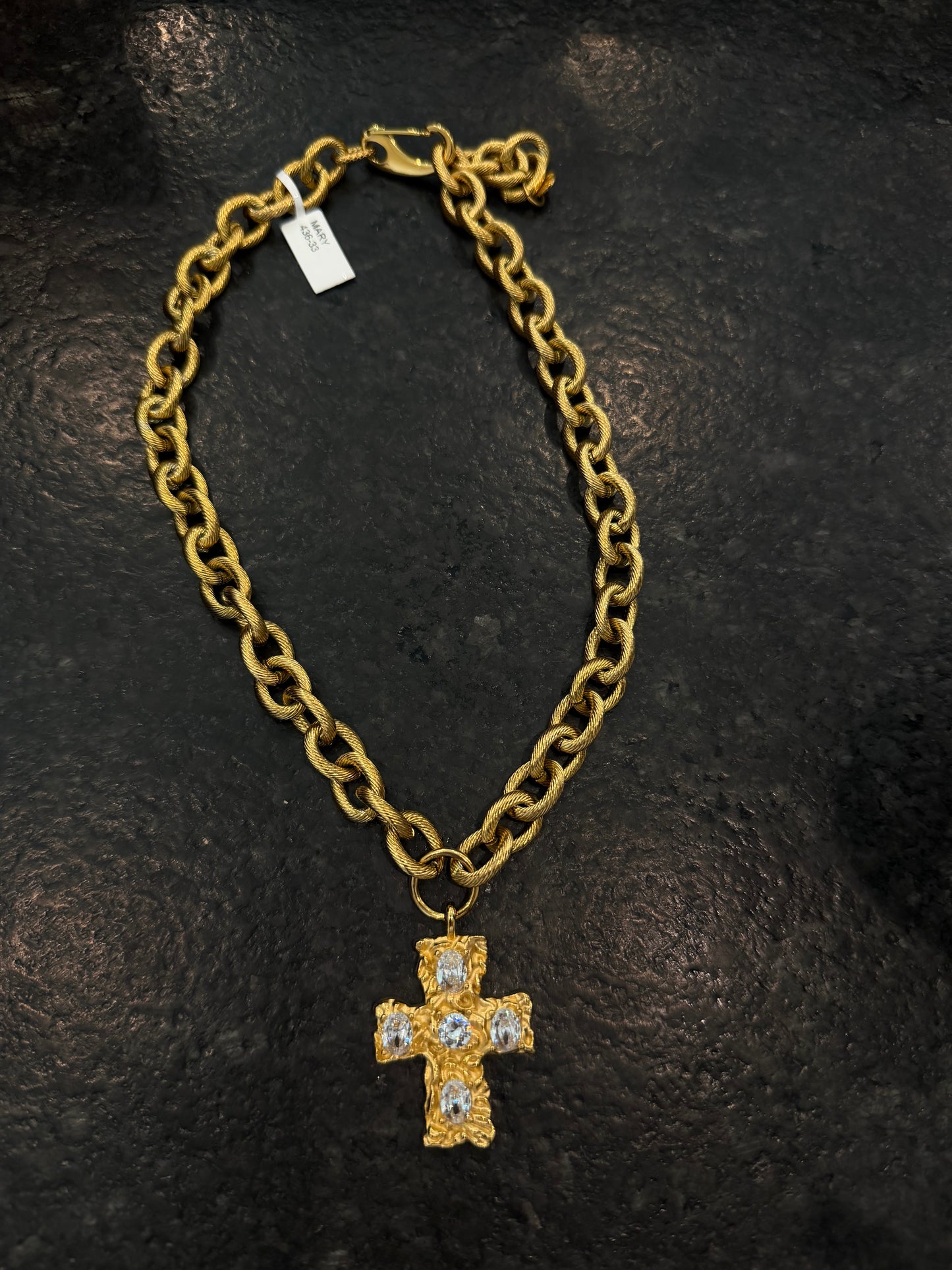 Mary Necklace