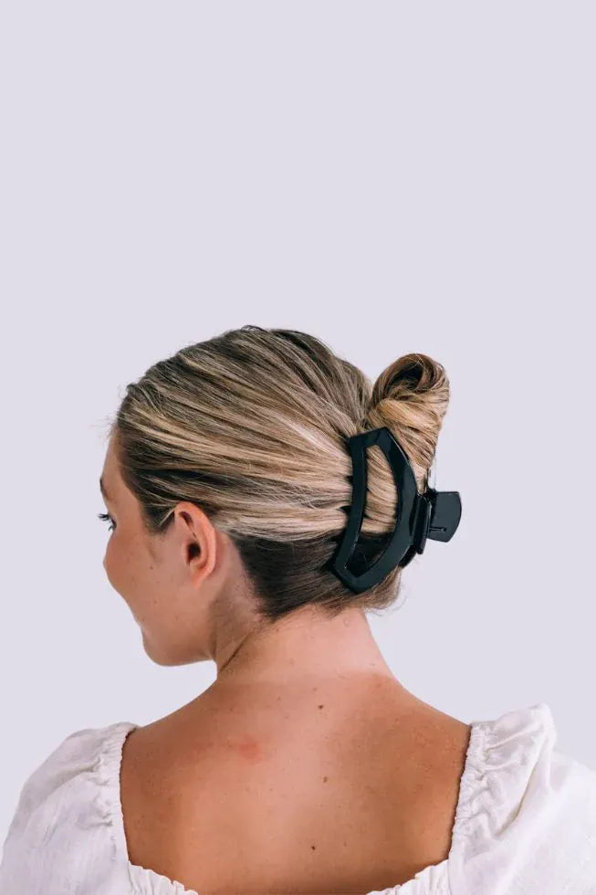 Open Jet Black Large Claw Clip