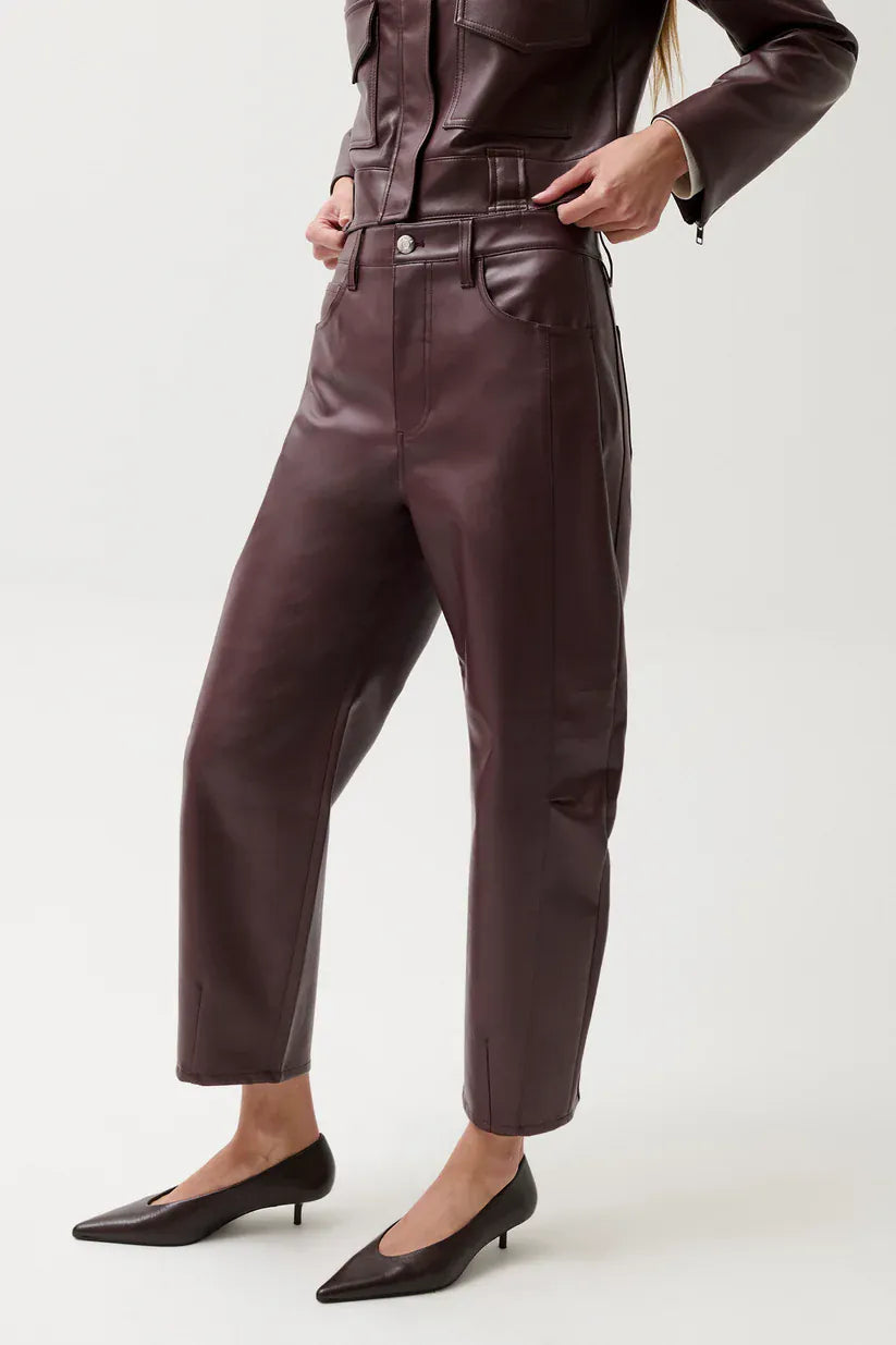 Eli High Rise Arched Leg