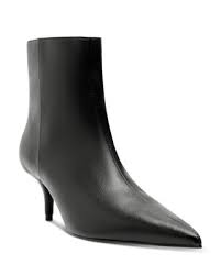 Nikki Boot