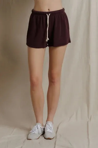 Layla Short Cherry
